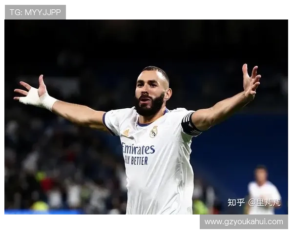 马约拉尔回顾皇马生涯感激本泽马的支持与帮助