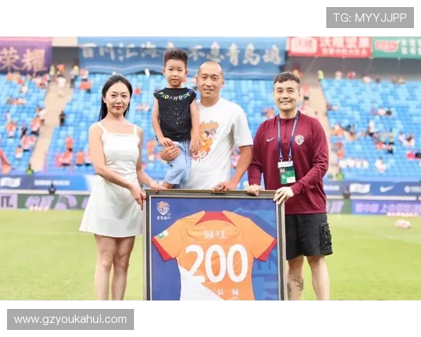 半场战报兰克尔泽补射得分青岛海牛暂时领先武汉三镇亚泰降级危机加剧